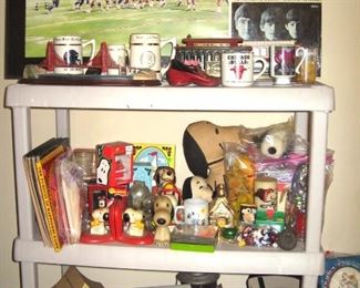 Large vintage Snoopy / Peanuts collection