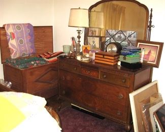 Beautiful vintage mirrored dresser and chest