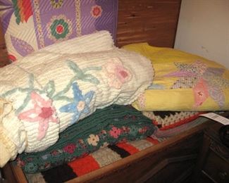 Vintage quilts &  blankets