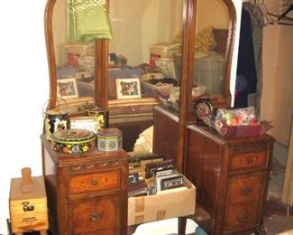 Lovely mirrored vanity