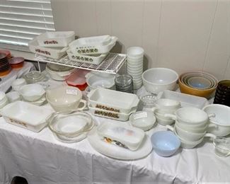 MORE PYREX, GLASSBAKE AND MORE CASSEROLE DISHES