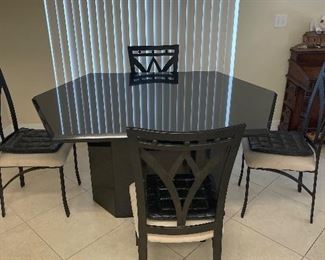 Heavy metal table