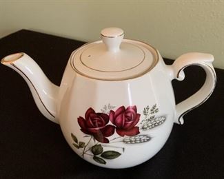 Ellgreave, Genuine Ironstone, English China, Teapot 