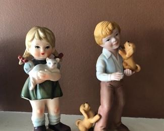 Children figurines