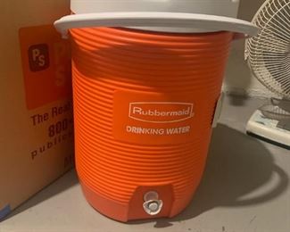 Rubbermaid drinking cooler