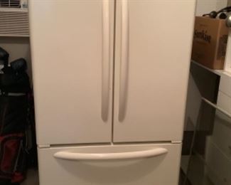 Kenmore fridge, excellent condition