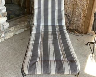 Outdoor Lounge Chair 