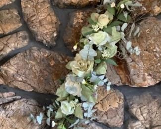 Floral Artificial Piece