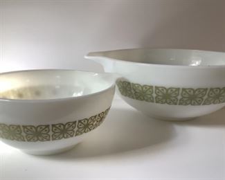 Autumn Floral Green Square Pyrex