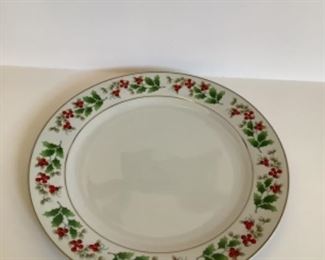 Holly Christmas Plate