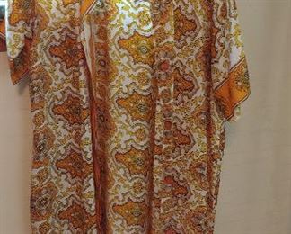 Women's vintage clothing