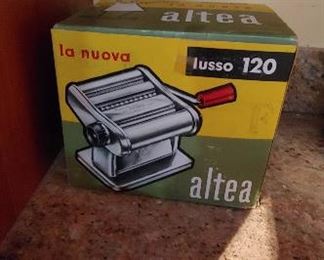 Vintage pasta maker