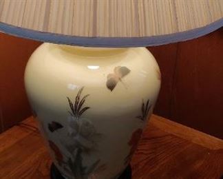 Table lamp