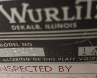 Wurlitzer Model 2840 piano