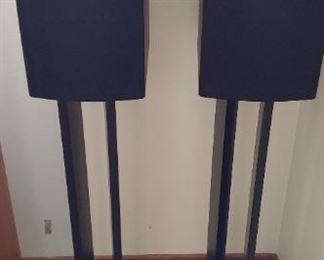 KEF Q15 Main / Stereo Speakers