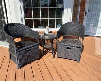 Pair of wicker chairs (with footstools).