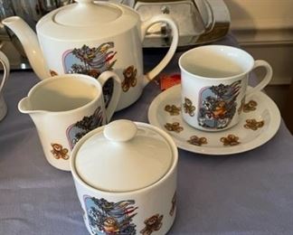 Enesco "Lucy and Me" tea set.