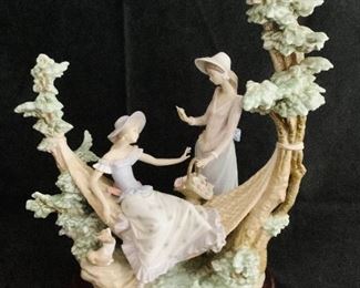 ALAB600 Retired Lladro Pleasantries