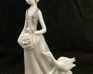 ALAB602 Lladro Girl With Goose