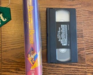 Walt Disney “Black Diamond Classic” Beauty and the Beast VHS,