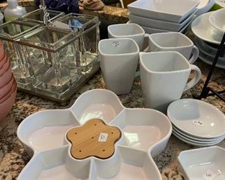 Glass silverware caddy and entertainment dishware