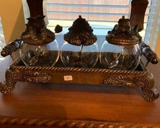 condiment serving set