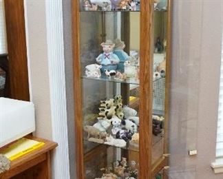 Curio cabinet