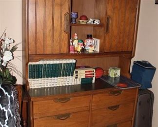 Bookcase with Dresser Base