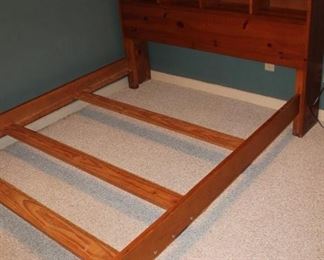 Pine Bed