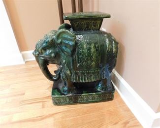 Porcelain Elephant Stand