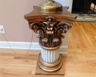 Gilt Column Table