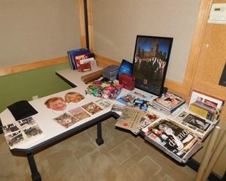 Many English Related Items With The Royals