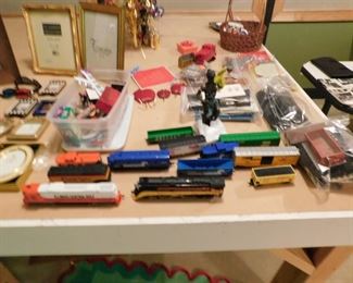 HO Trains & Accessories