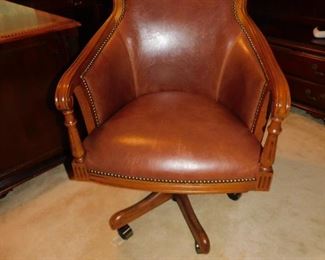 Leather Executive Office Chair