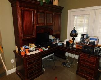 Nahogany Executive Corner Desk
