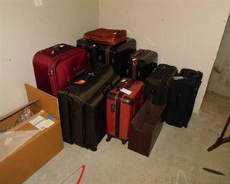 FIne Luggage Tumi & Others