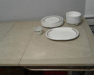 MID CENTURY FORMICA TOP DINETTE TABLE