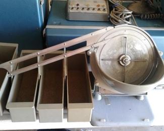 VINTAGE COIN COUNTER