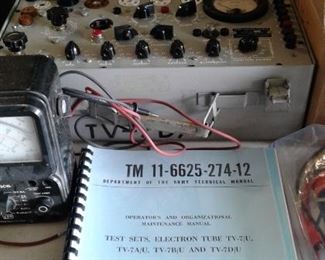 VINTAGE 1960'S TV TUBE ANALYSIS TESTING KIT WITH SERVICE  MANUALS