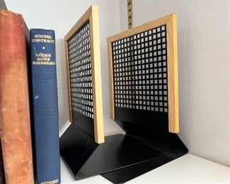 Book ends