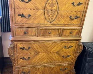 Inlay Dresser