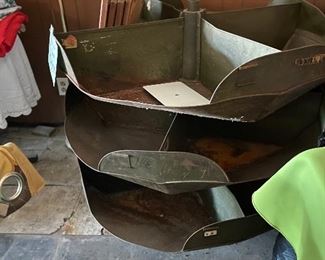 3 Tier revolving metal nail/screw bin