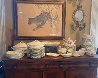 Beautiful empire sideboard
Set of Haviland Limoges china, white