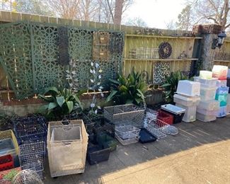 Lots of wire baskets and plastic containers