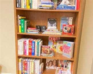 Hon 5 shelf Bookcases in Cognac, set of 2. 