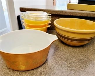 Antique Pottery Bowl, Vintage Pyrex