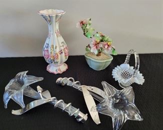 Italian Porcelain Vase, Fenton hobnail basket