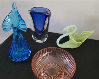 Vintage Depression Glass, Formia Murano Italy Glass Vase, 