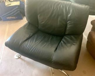 Mod black chair
