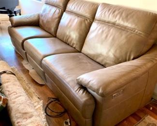 Natuzzi Electric Leather Sofa Recliner.